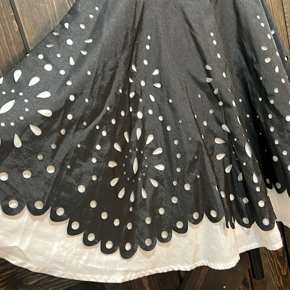 Anthropologie RYU Mini Dress M Black White Cutout Overlay Floral Boho Strapless - Picture 4 of 12